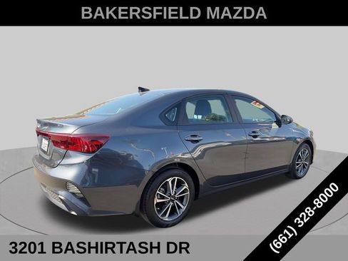 Used 2023 Kia Forte LXS FWD image 5