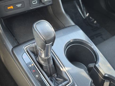 Certified 2022 Honda Civic Sport image 30