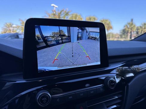 Used 2023 Ford Escape ST-Line Select image 27