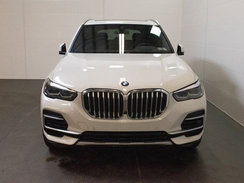 Certified 2023 BMW X5 xDrive40i w/ Premium Package image 2