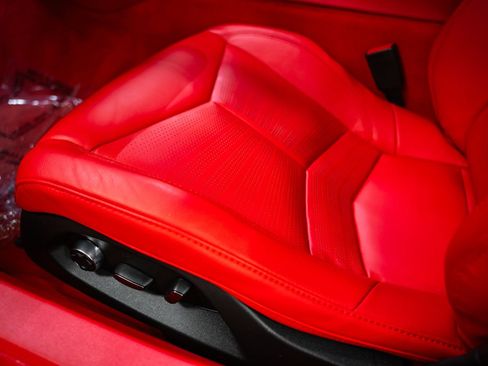 Used 2023 Chevrolet Corvette Stingray Premium Conv w/ Battery Protection Package RWD image 31