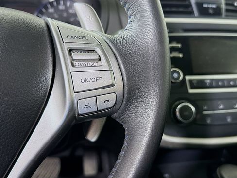 Used 2017 Nissan Altima 2.5 SR w/ Midnight Edition Package image 20