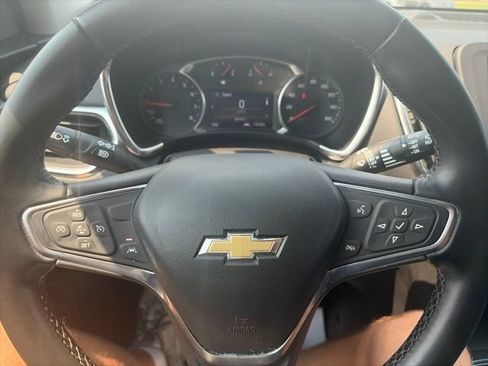 Used 2024 Chevrolet Equinox LT AWD/4WD image 21