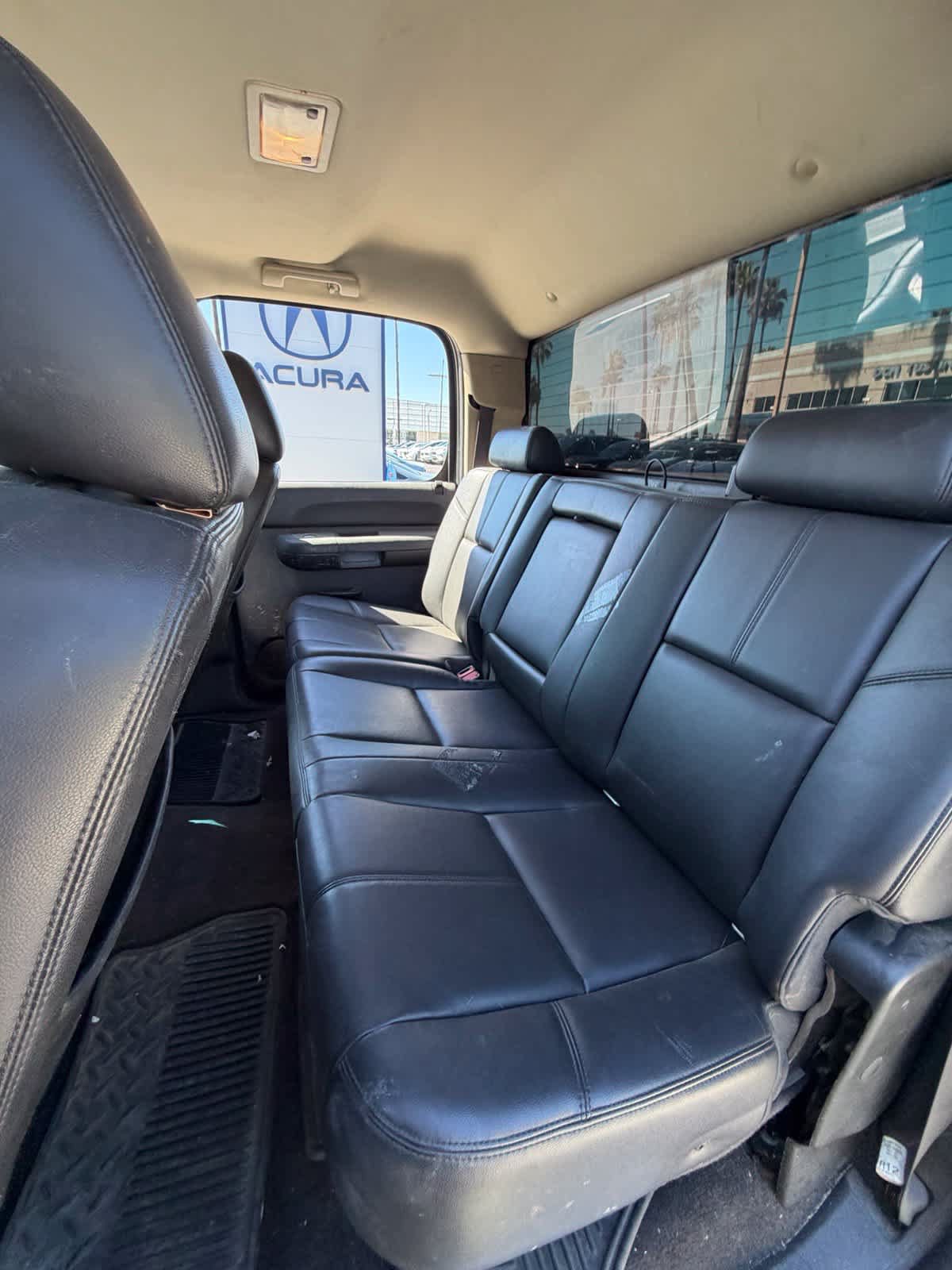 Used 2013 Chevrolet Silverado 2500 LT w/ Z71 Appearance Package AWD/4WD image 14