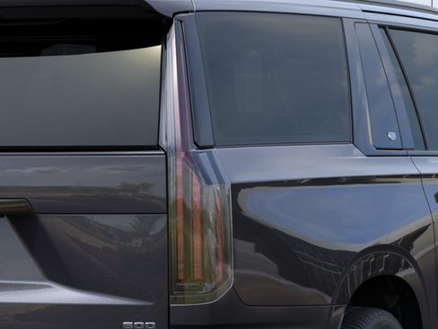 New 2025 Cadillac Escalade ESV Sport w/ LPO, Floor Liner Package AWD/4WD image 48
