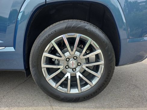 New 2027 GMC Terrain Denali w/ LPO, Floor Liner Package AWD/4WD image 35