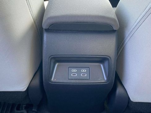 Used 2024 Toyota Corolla LE FWD image 12