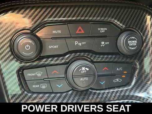 Used 2022 Dodge Challenger R/T RWD image 16