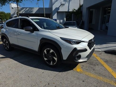 Used 2024 Subaru Crosstrek 2.5i Limited image 2