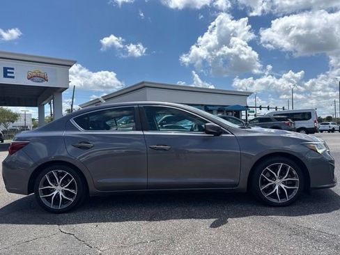 Used 2021 Acura ILX w/ Premium Package FWD image 4