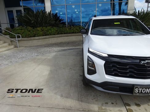 New 2026 Chevrolet Equinox LT w/ Midnight Edition image 30