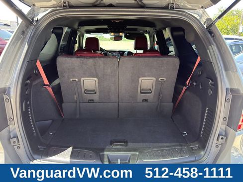 Used 2023 Dodge Durango SRT AWD/4WD image 8