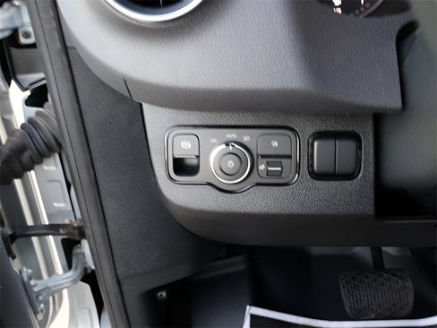 New 2025 Mercedes-Benz Sprinter 2500 image 32