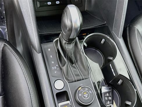 Used 2023 Volkswagen Atlas SEL R-Line AWD/4WD image 20