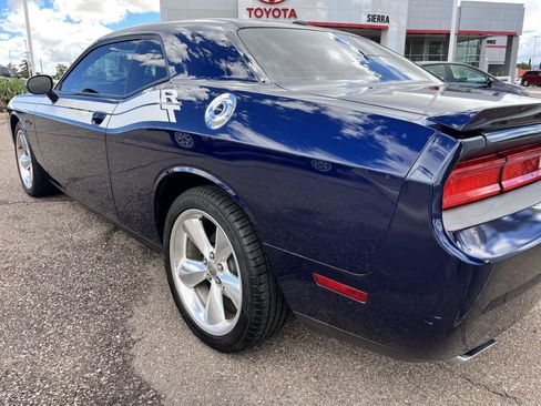 Used 2014 Dodge Challenger R/T image 11
