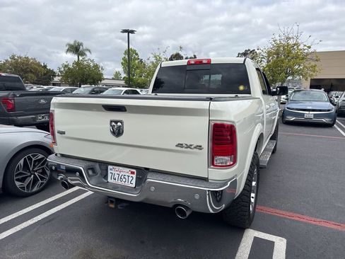 Used 2017 RAM 1500 Laramie w/ Convenience Group AWD/4WD image 3