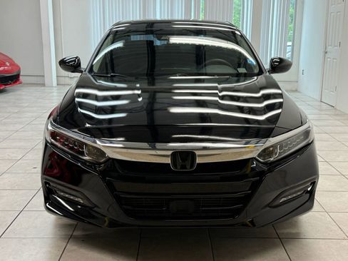 Used 2018 Honda Accord EX image 2
