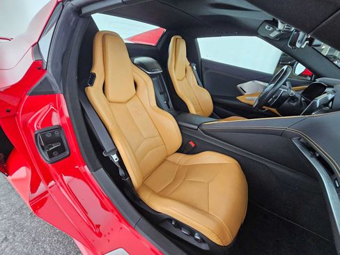 Used 2021 Chevrolet Corvette Stingray Preferred Conv w/ Z51 Performance Package RWD image 16