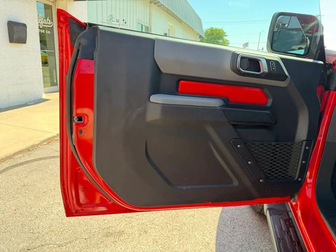 Used 2023 Ford Bronco 2-Door AWD/4WD image 19