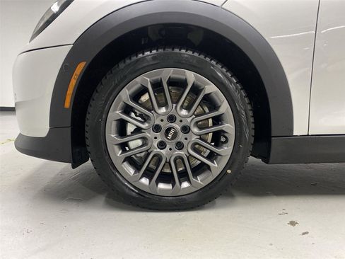 New 2026 MINI Cooper 4-Door Hardtop image 23