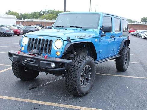 Used 2016 Jeep Wrangler Unlimited Rubicon AWD/4WD image 2