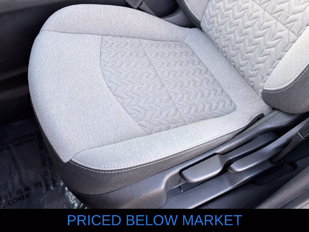 Used 2023 Chevrolet Equinox LS FWD image 9