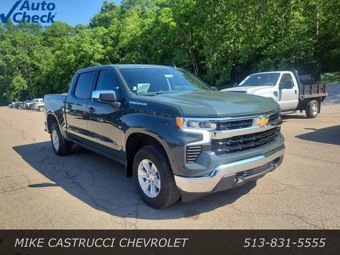 Used 2025 Chevrolet Silverado 1500 LT AWD/4WD image 7
