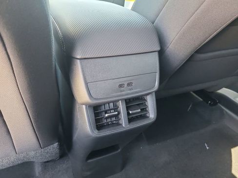 New 2026 Chevrolet Equinox LT w/ Safety and Technology Package FWD image 9