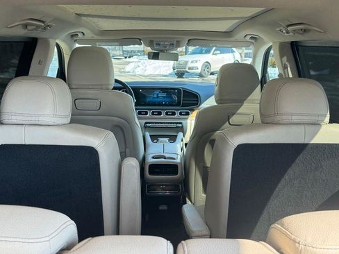 Used 2020 Mercedes-Benz GLS 450 4MATIC w/ Convenience Package image 43