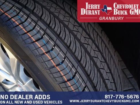 Used 2024 Buick Encore GX Avenir w/ Avenir Convenience Package AWD/4WD image 8