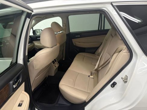 Used 2019 Subaru Outback 2.5i Limited w/ Popular Package #2 AWD/4WD image 23