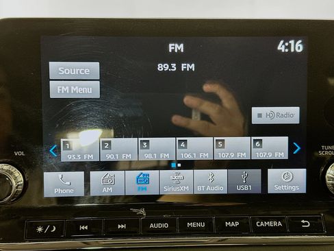 Used 2024 Mitsubishi Outlander SE image 21