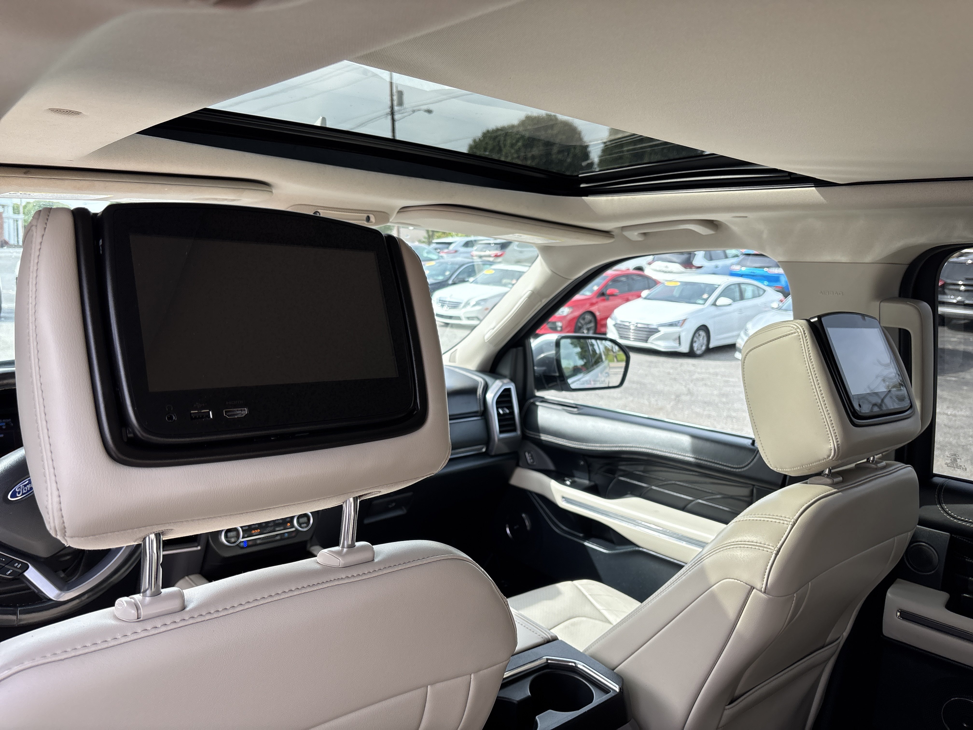 Used 2020 Ford Expedition Max Platinum AWD/4WD image 11