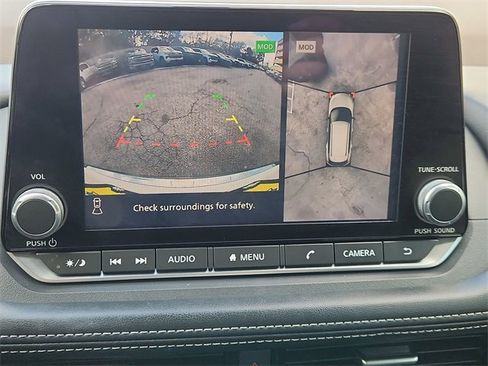 Used 2021 Nissan Rogue SL image 14