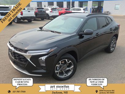 Used 2024 Chevrolet Trax LT w/ Driver Confidence Package
