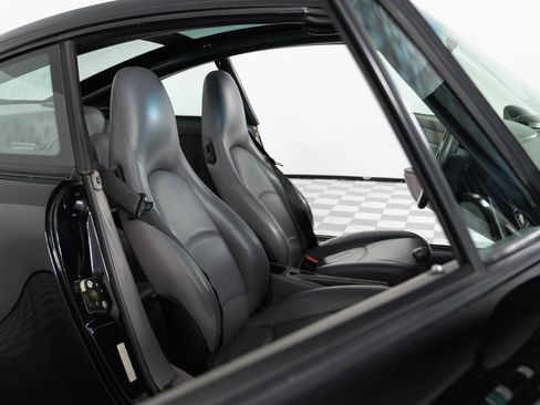 Used 1996 Porsche 911 Targa RWD image 10