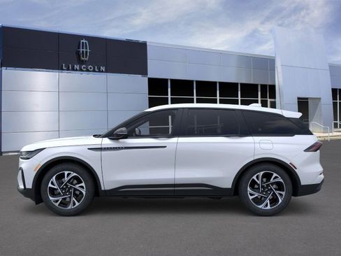 New 2024 Lincoln Nautilus Premier w/ Equipment Group 102A image 3