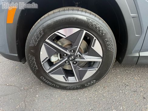 Used 2025 Hyundai Tucson SEL image 11