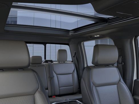 New 2025 Ford F150 Lariat w/ Equipment Group 502A High image 22