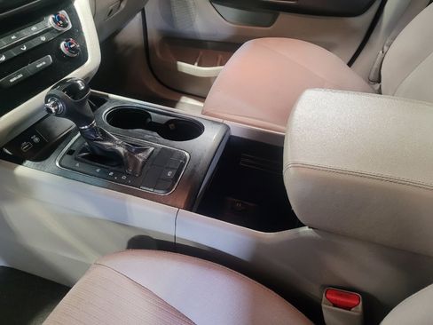 Used 2016 Kia Sedona LX FWD image 26