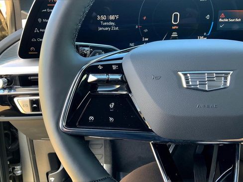 New 2025 Cadillac Lyriq Luxury image 24