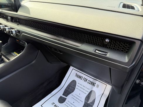 Used 2025 Honda CR-V Sport-L image 19