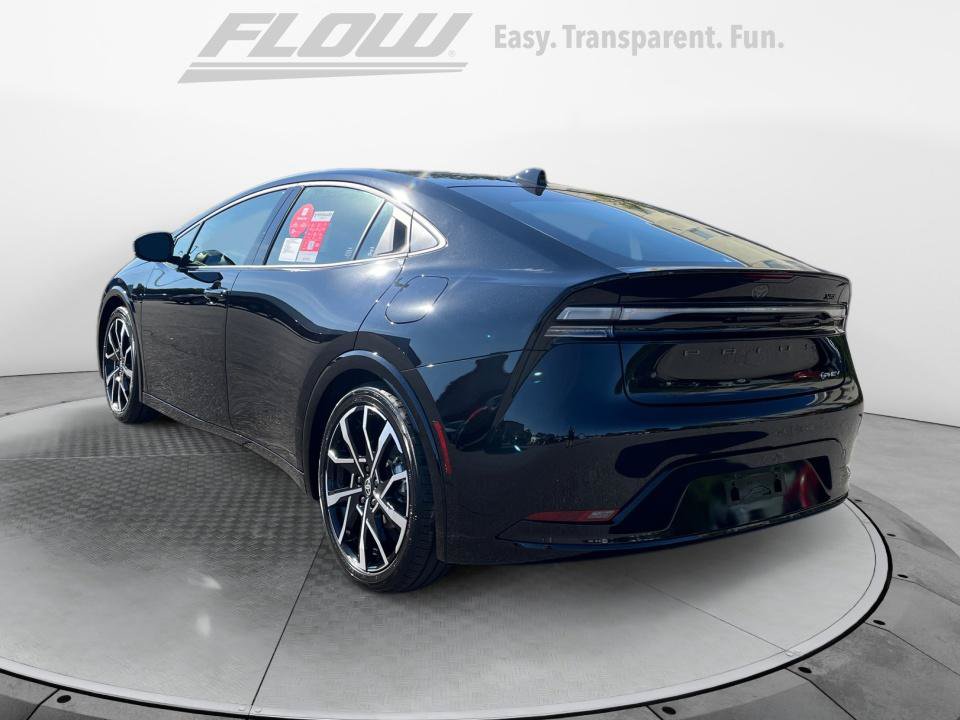 New 2027 Toyota Prius Plug-In Hybrid FWD image 5
