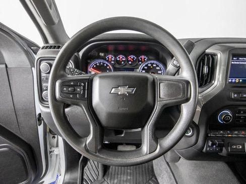 Used 2023 Chevrolet Silverado 1500 Custom Trail Boss AWD/4WD image 17