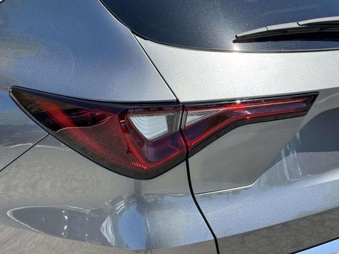 Certified 2025 Acura MDX SH-AWD w/ Technology Package image 9