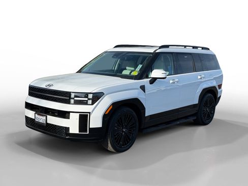Used 2025 Hyundai Santa Fe Calligraphy image 1