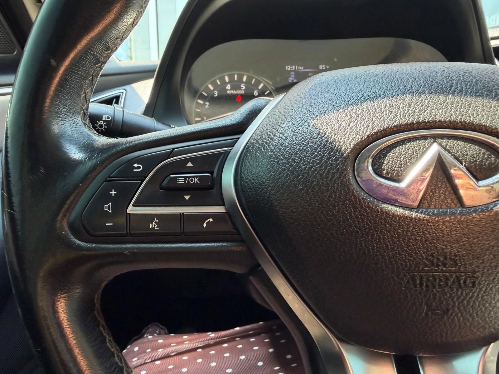 Used 2021 INFINITI Q50 Luxe RWD image 15