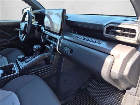 Used 2024 Toyota Tacoma TRD Off-Road AWD/4WD image 20