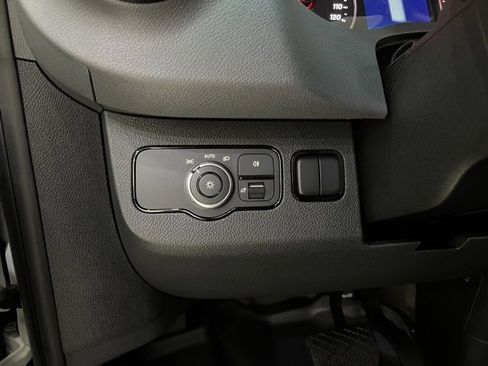 Used 2023 Mercedes-Benz Sprinter 3500 image 9