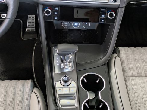 New 2025 Genesis G70 2.5T w/ Sport Prestige Package image 17